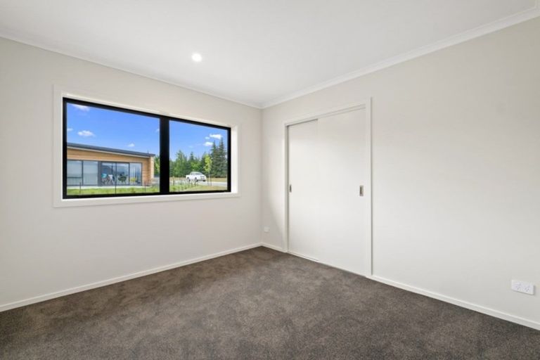 Photo of property in 12 Sawdon Street, Wanaka, 9305