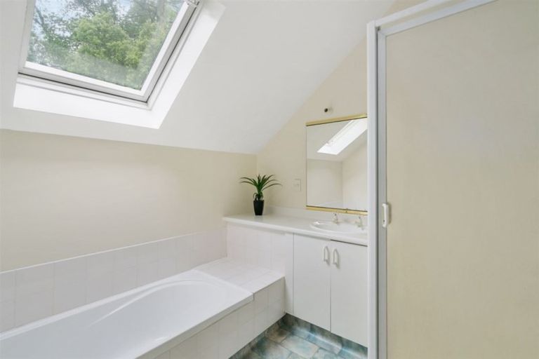 Photo of property in 6 Octavius Lane, Sockburn, Christchurch, 8042