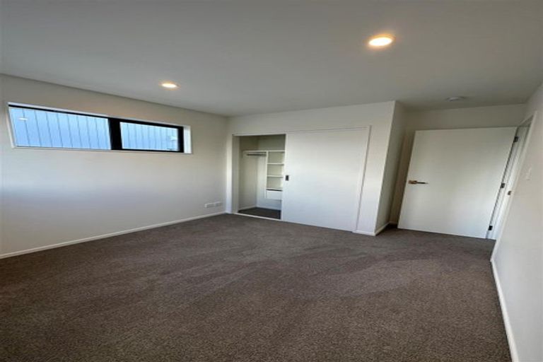 Photo of property in 40b Crestview Rise, Papakura, 2110
