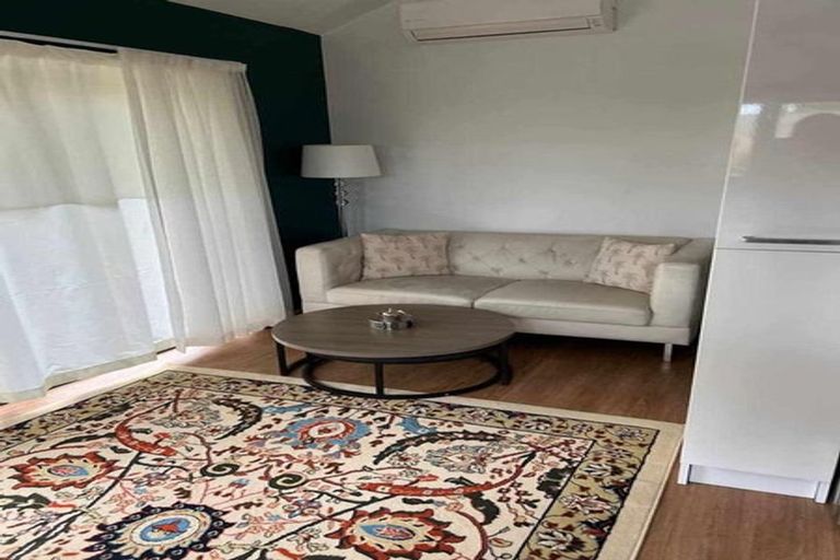 Photo of property in 21 Cochrane Avenue, Arkles Bay, Whangaparaoa, 0932