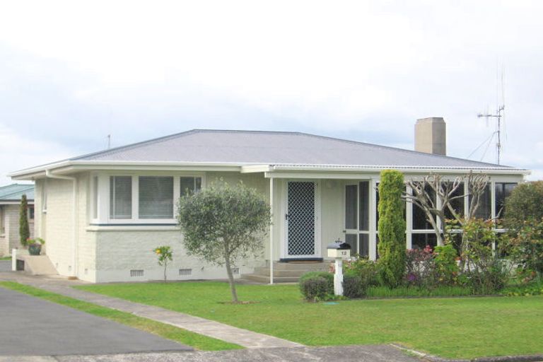 Photo of property in 12 Short Street, Otumoetai, Tauranga, 3110
