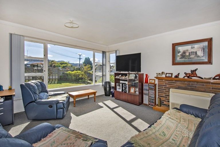 Photo of property in 30 Tui Crescent, Maunu, Whangarei, 0110