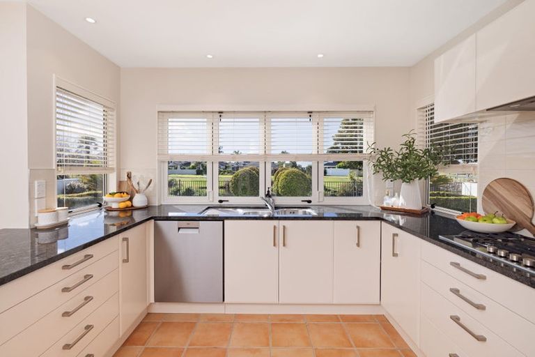 Photo of property in 6 Sovereign Drive, Papamoa Beach, Papamoa, 3118