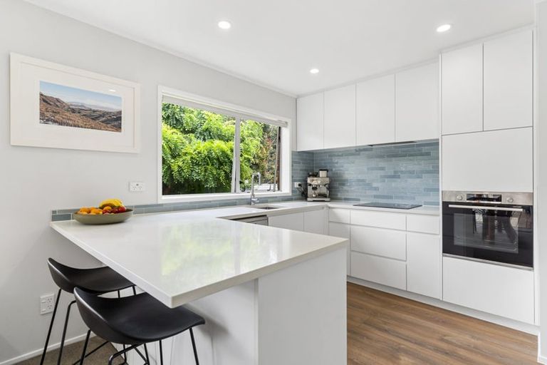 Photo of property in Gull - Unmanned, 3/1 Rangitira Avenue, Takapuna, Auckland, 0622