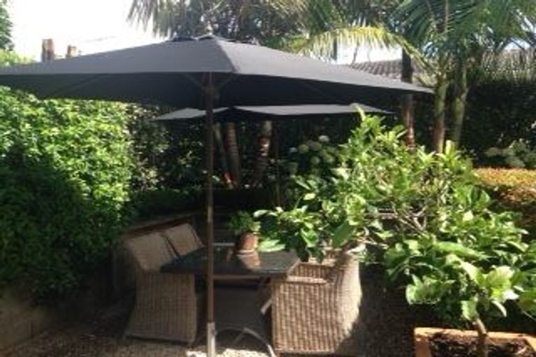 Photo of property in 3/17 Church Street, Devonport, Auckland, 0624