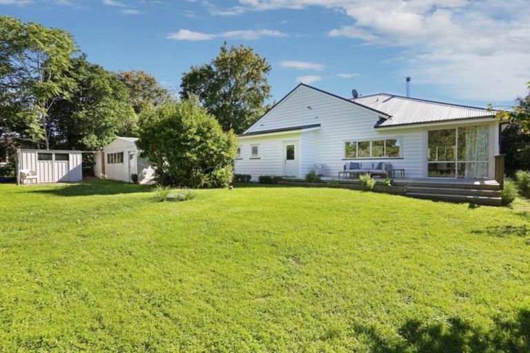 Photo of property in 27 North Road, Clevedon, Papakura, 2582