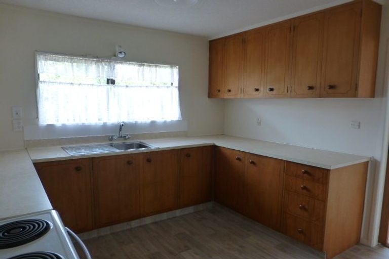 Photo of property in 2/87 Cook Street, Howick, Auckland, 2014