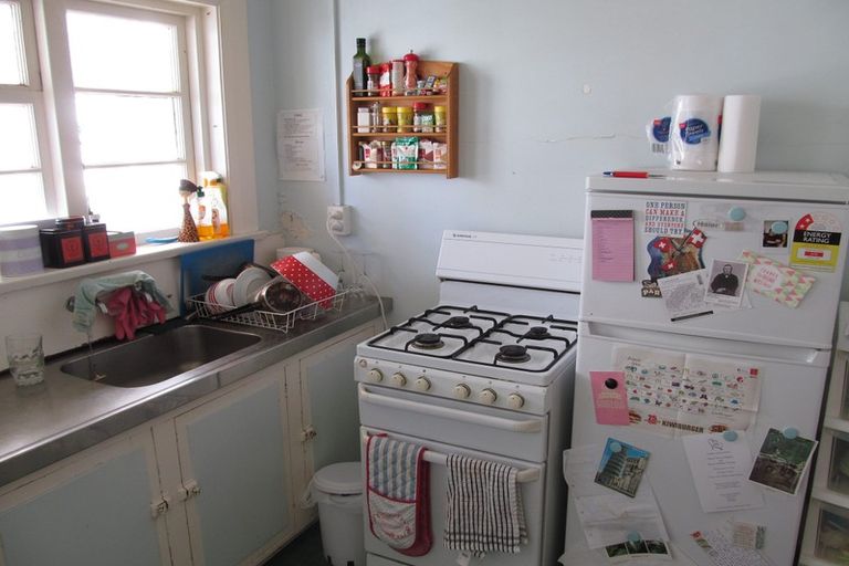 Photo of property in Astoria Flats, 365 The Terrace, Te Aro, Wellington, 6011