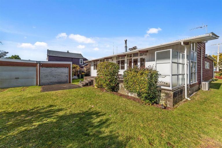 Photo of property in 221 Malfroy Road, Utuhina, Rotorua, 3015