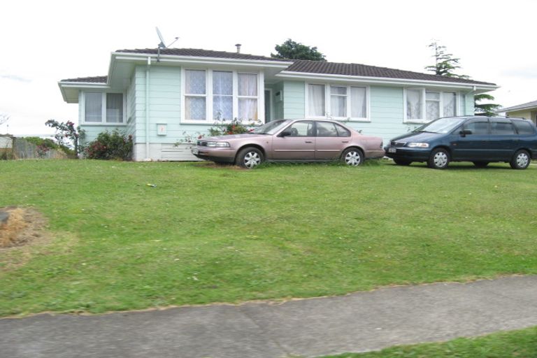 Photo of property in 9 Heyford Close, Mangere, Auckland, 2022