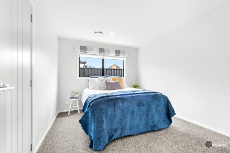 Photo of property in 24 Castletown Street, Wallaceville, Upper Hutt, 5018