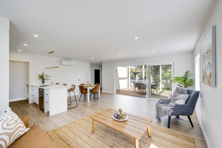 Photo of property in 9b Church Road, Taradale, Napier, 4112