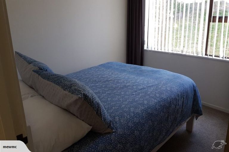 Photo of property in 3 Caroline Heights, Omaha, 0986