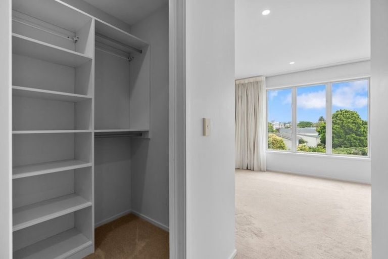 Photo of property in 8/83 Hinemoa Street, Birkenhead, Auckland, 0626