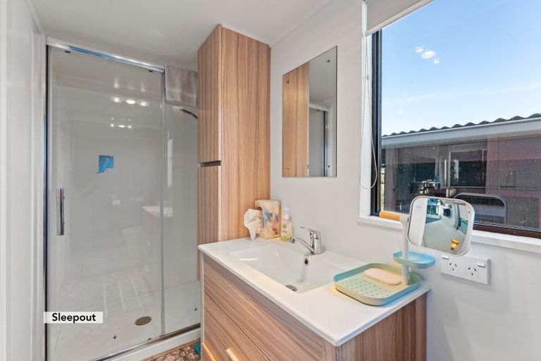 Photo of property in 14 Koromiko Street, Otaki Beach, Otaki, 5512