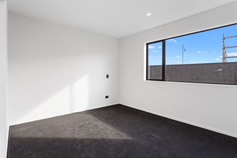 Photo of property in 44 Tiritiri Moana Drive, Pegasus, 7612