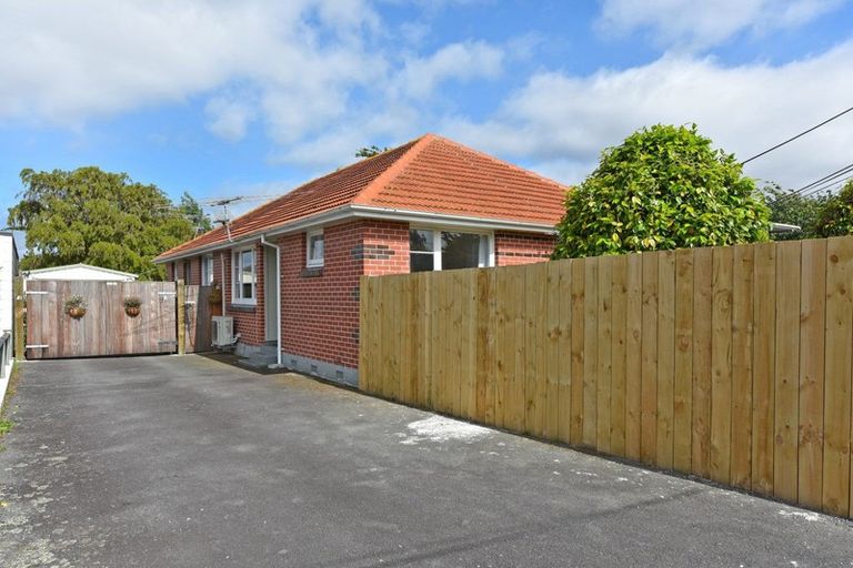 Photo of property in 3b Seon Place, Clouston Park, Upper Hutt, 5018