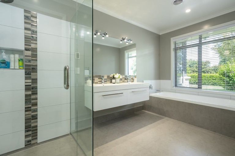 Photo of property in 7 Parklea Drive, Tamahere, Hamilton, 3283