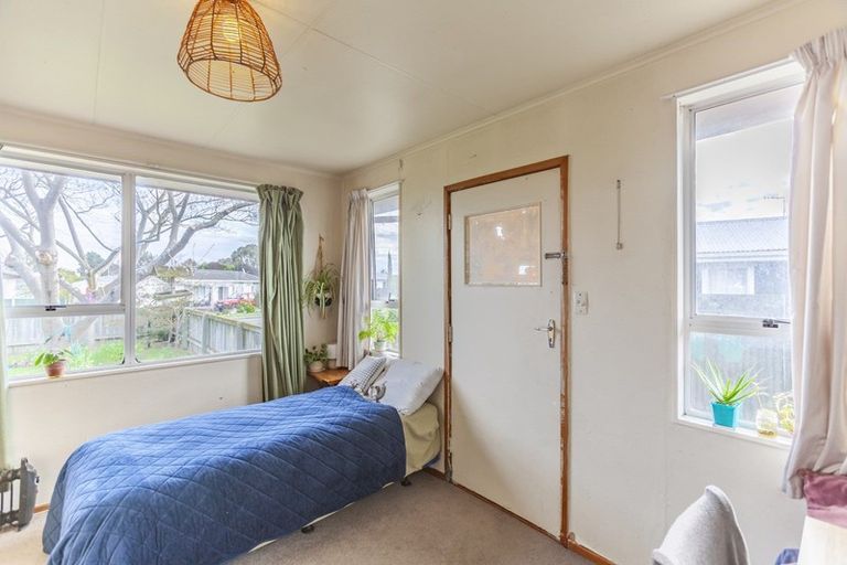 Photo of property in 20 Columbus Crescent, Flaxmere, Hastings, 4120