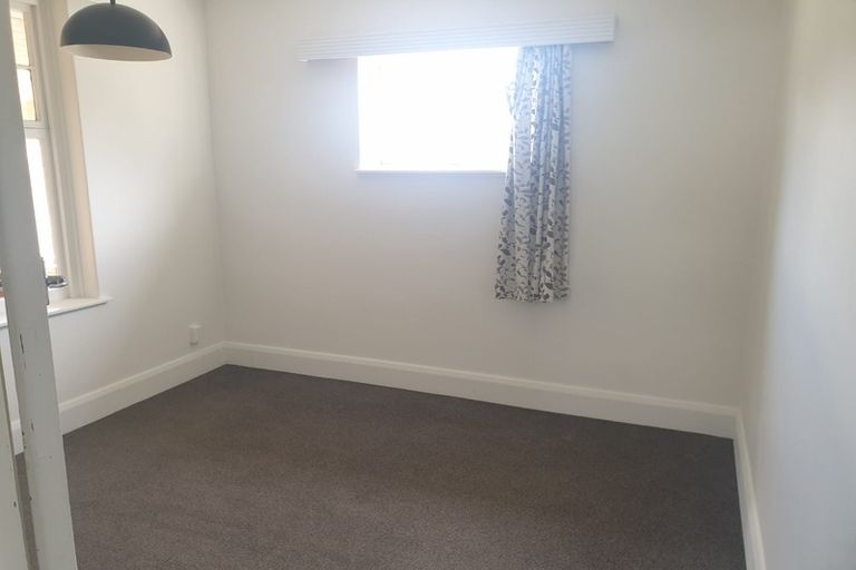 Photo of property in 17 Miro Street, Miramar, Wellington, 6022