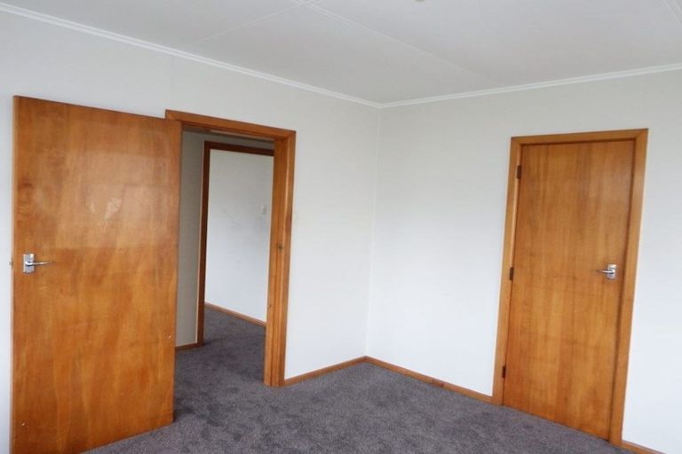 Photo of property in 13 Potaka Street, Marton, 4710