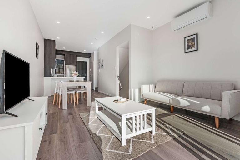 Photo of property in 5a Breeze Lane, Silverdale, 0932