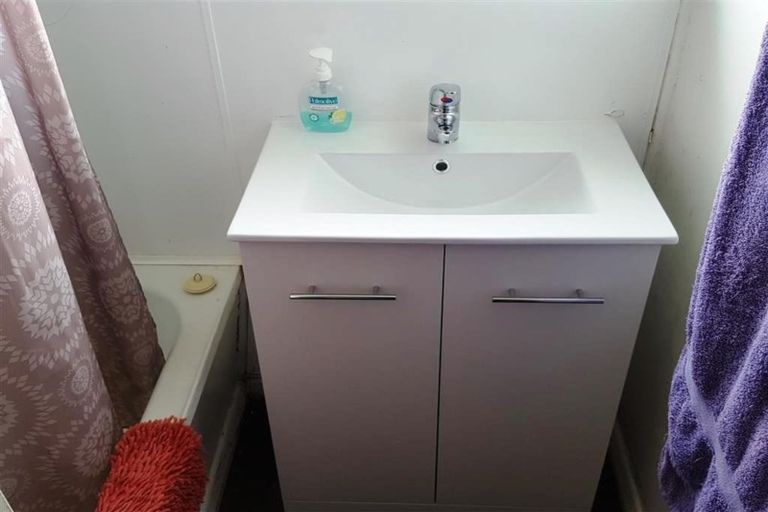 Photo of property in 3 Willis Street, Bader, Hamilton, 3206