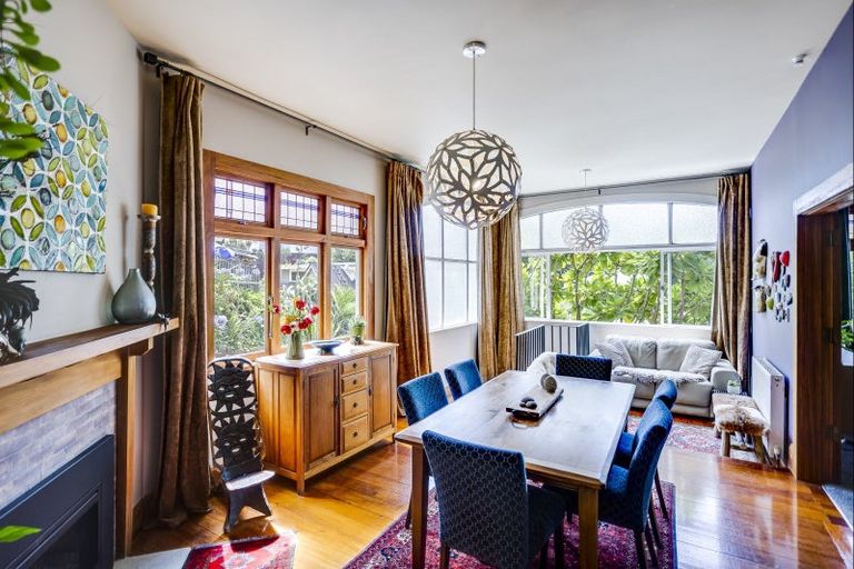 Photo of property in 8 Brewster Street, Bluff Hill, Napier, 4110