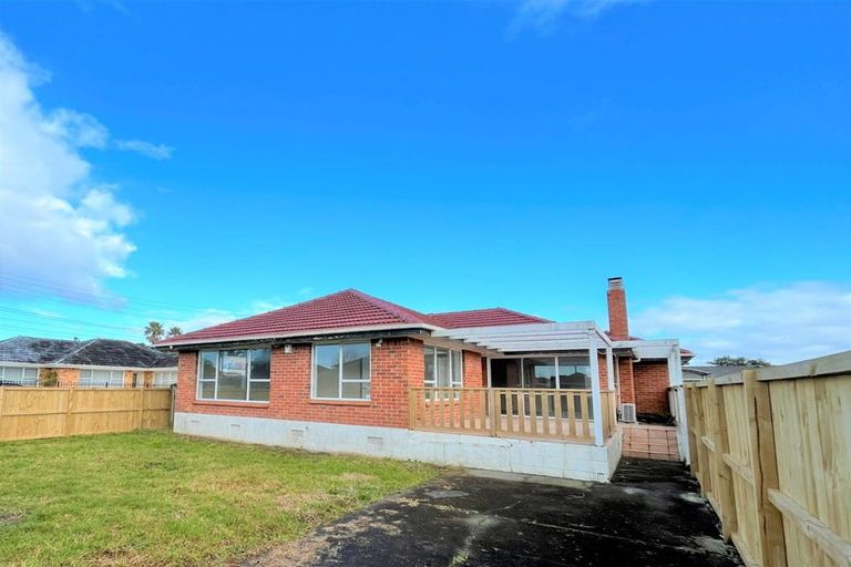 Photo of property in 1/24 Overton Road, Papatoetoe, Auckland, 2025