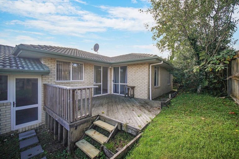 Photo of property in 5 Kasia Close, Massey, Auckland, 0614