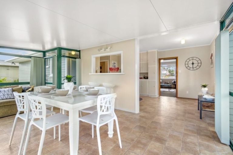Photo of property in 21 Te Wiata Place, Avondale, Auckland, 1026