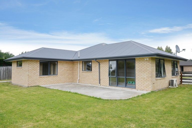 Photo of property in 32 Wellington Street, Ashley, Rangiora, 7477