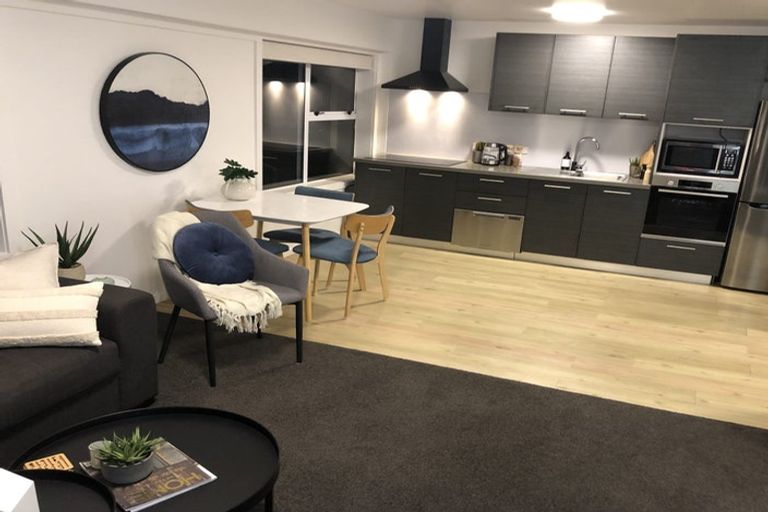 Photo of property in 14/32 Akaroa Drive, Maupuia, Wellington, 6022