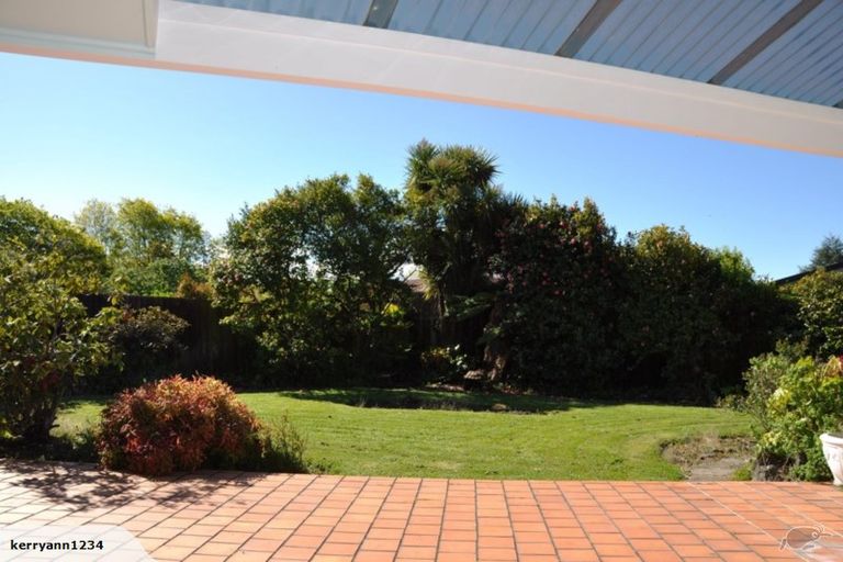 Photo of property in 12 Gunns Crescent, Cashmere, Christchurch, 8022