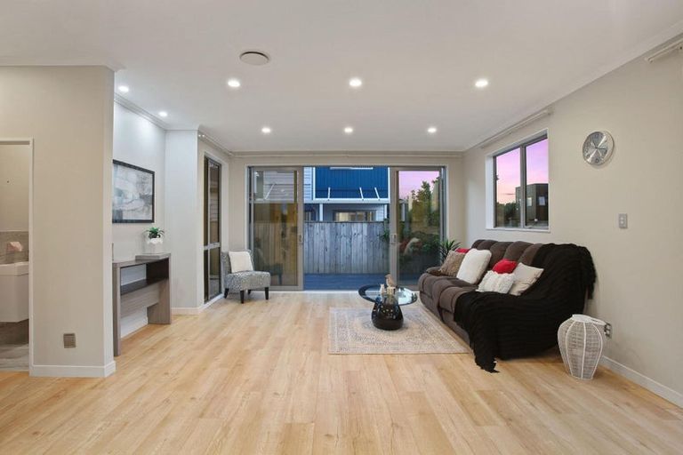 Photo of property in 36 Lockheed Street, Hobsonville, Auckland, 0618