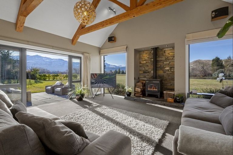 Photo of property in 20 Wellswood Way, Lower Shotover, Queenstown, 9371