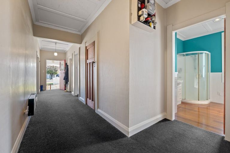 Photo of property in 52 Dixon Avenue, Hawera, 4610