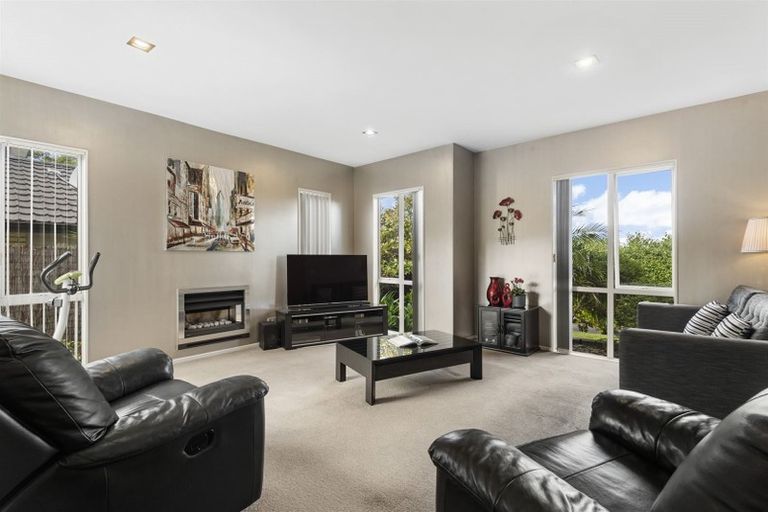 Photo of property in 51 Fairview Avenue, Fairview Heights, Auckland, 0632