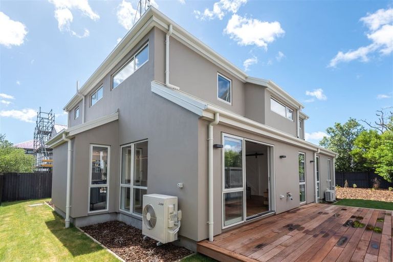 Photo of property in 2/179 Weston Road, St Albans, Christchurch, 8052