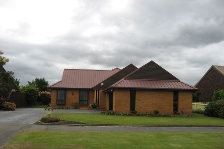 Photo of property in 10 O'connor Place, Burnside, Christchurch, 8053