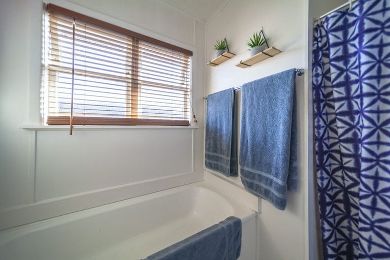 Photo of property in 7 Mcgregor Avenue, Pirimai, Napier, 4112