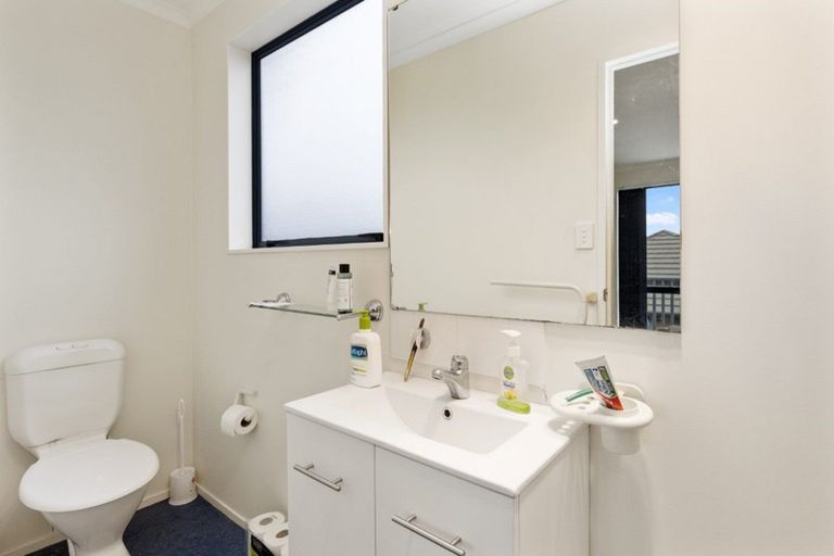 Photo of property in 11 Finchley Place, Hamilton East, Hamilton, 3216