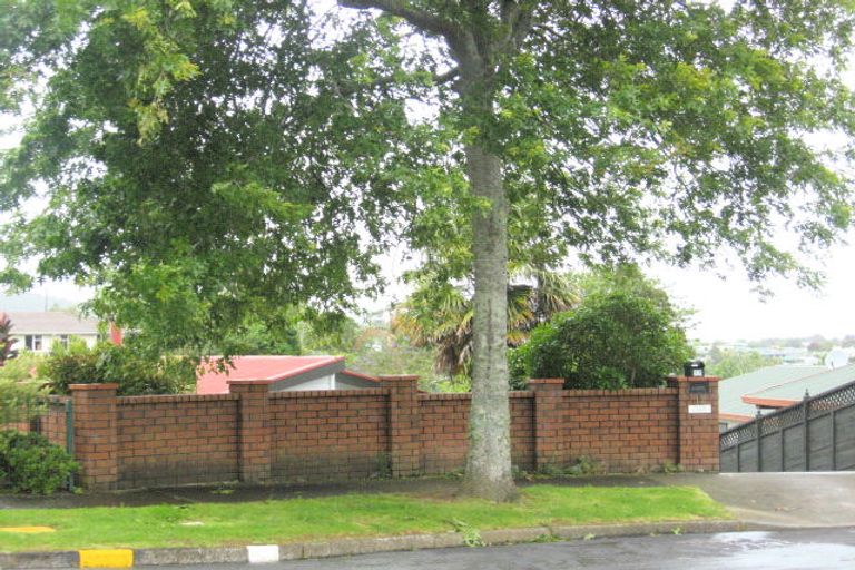 Photo of property in 17 Montague Place, Onerahi, Whangarei, 0110