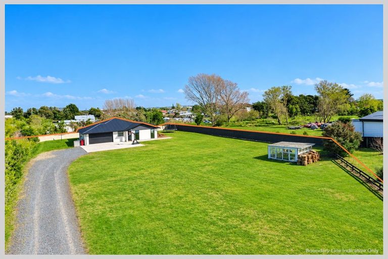 Photo of property in 62a Norbiton Road, Foxton, 4814