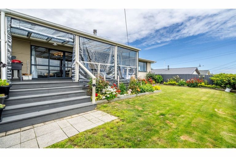 Photo of property in 23 Cargill Street, Waikiwi, Invercargill, 9810