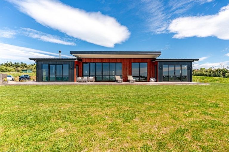 Photo of property in 35 Parade, Scarborough, Timaru, 7971
