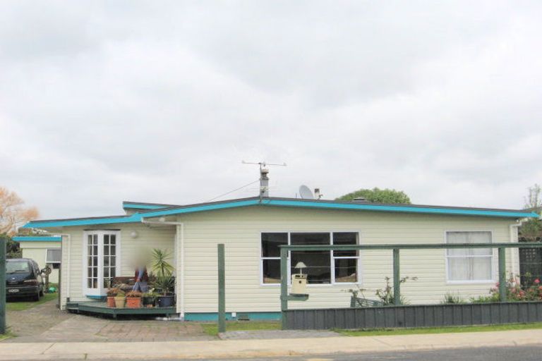 Photo of property in 2 School Road, Whitianga, 3510