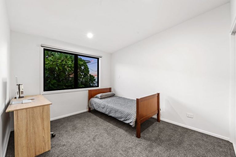 Photo of property in 12 Capitol Road, Matakatia, Whangaparaoa, 0930