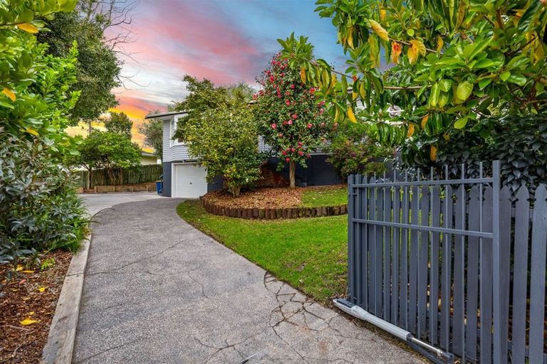 Photo of property in 27 Bellringer Road, Massey, Auckland, 0614