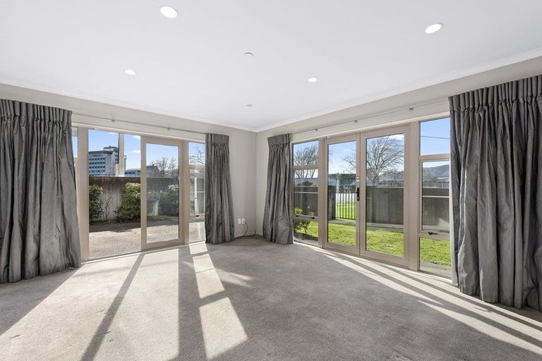 Photo of property in 40 Evergreen Crescent, Trentham, Upper Hutt, 5018